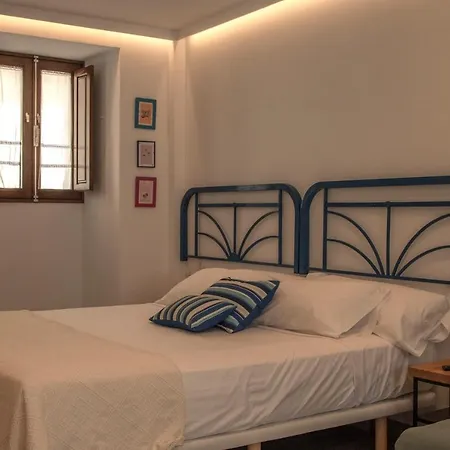 Marujita Vilanova, Boutique Lofts En El Centro Historico וילאנואבה דה ארוסה