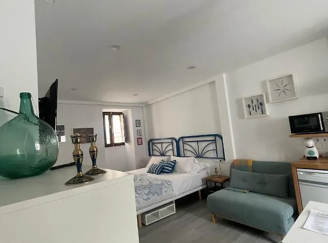 Marujita Vilanova, Boutique Lofts En El Centro Histórico *
